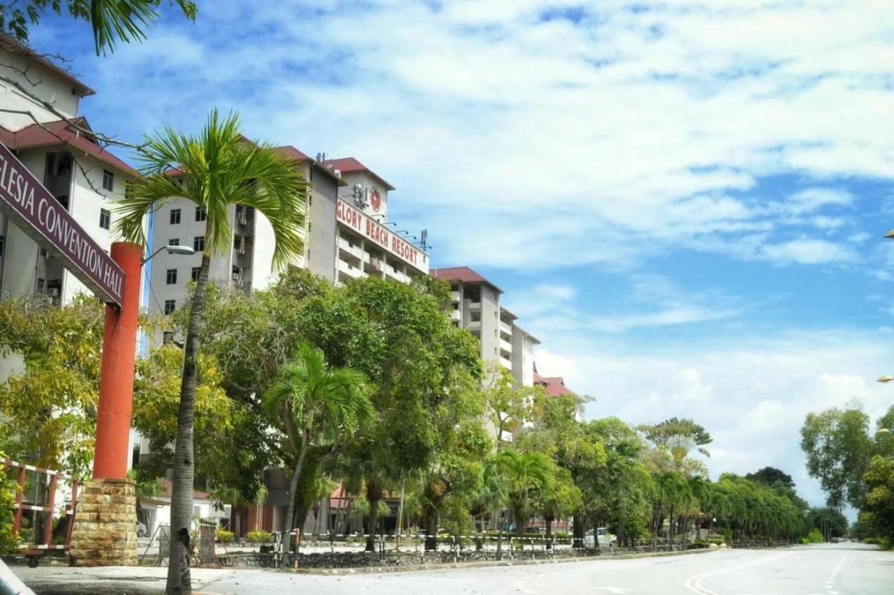 Cozy Pool And Seaview Glory Beach Resort 2 Bedrooms B Block Porto Dickson Exterior foto