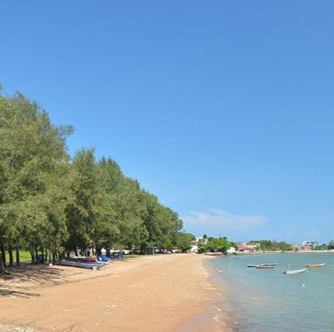 Cozy Pool And Seaview Glory Beach Resort 2 Bedrooms B Block Porto Dickson Exterior foto