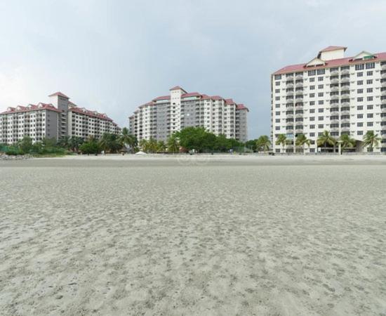 Cozy Pool And Seaview Glory Beach Resort 2 Bedrooms B Block Porto Dickson Exterior foto